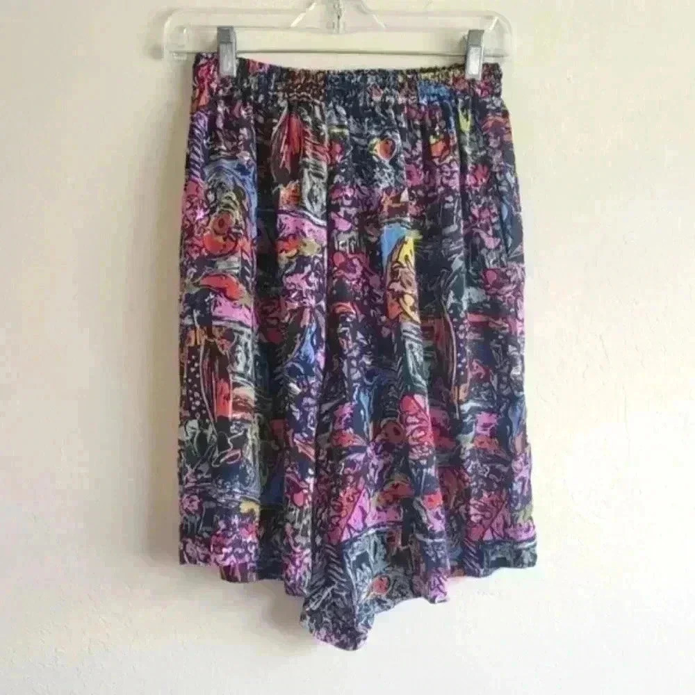Instyle colorful abstract print vintage Bermuda style shorts sz medium